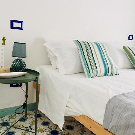 L'Alice B&B Salerno Bagian luar foto