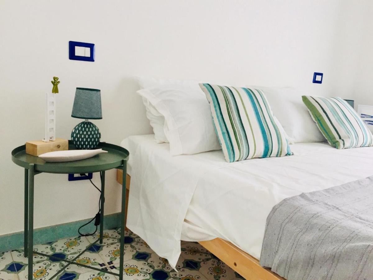 L'Alice B&B Salerno Bagian luar foto