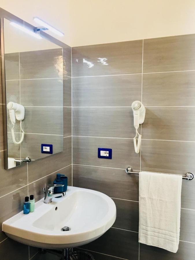 L'Alice B&B Salerno Bagian luar foto