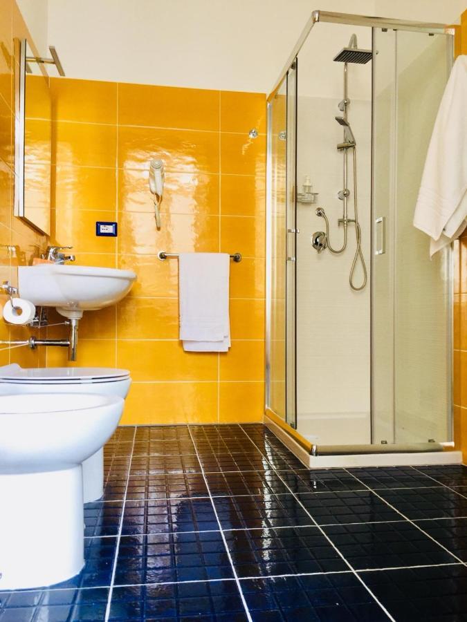 L'Alice B&B Salerno Bagian luar foto